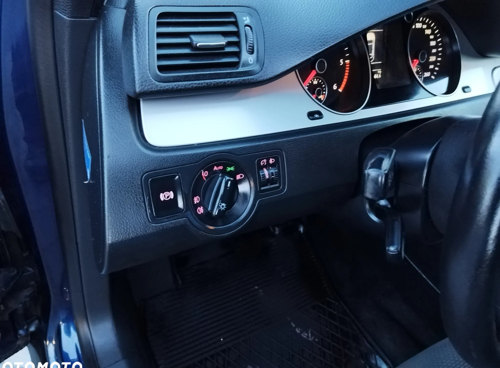 Volkswagen Passat cena 18900 przebieg: 280000, rok produkcji 2009 z Szczekociny małe 781